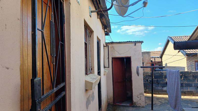 8 Bedroom Property for Sale in Ebony Park Gauteng