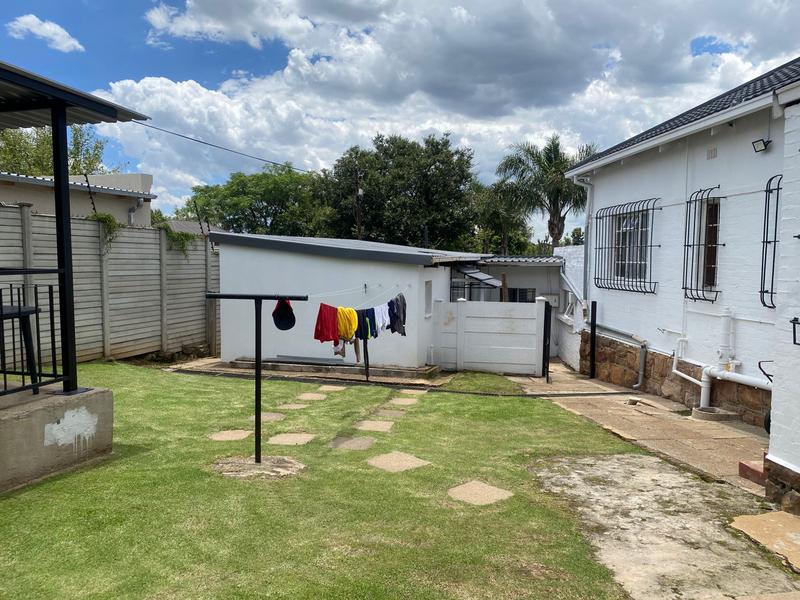 To Let 1 Bedroom Property for Rent in Auckland Park Gauteng