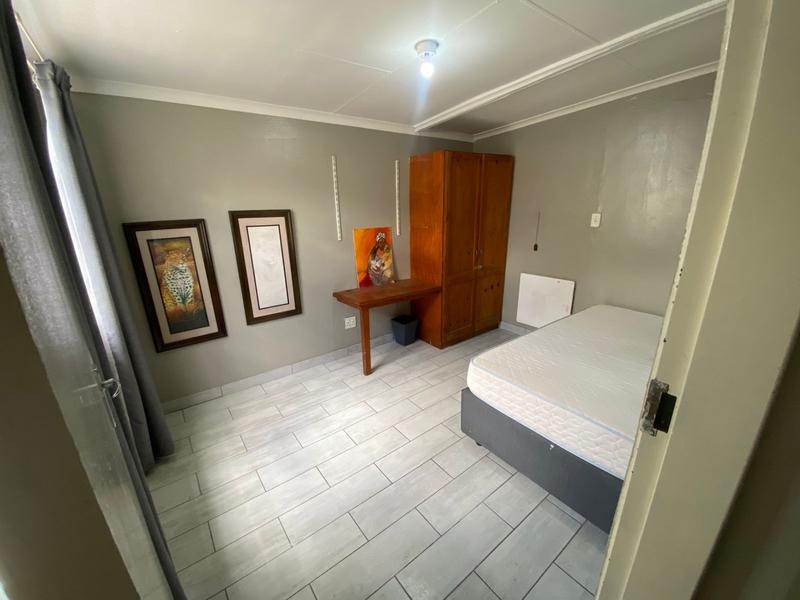 To Let 1 Bedroom Property for Rent in Auckland Park Gauteng