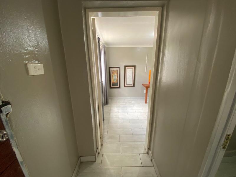 To Let 1 Bedroom Property for Rent in Auckland Park Gauteng