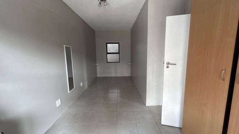 To Let 2 Bedroom Property for Rent in Auckland Park Gauteng