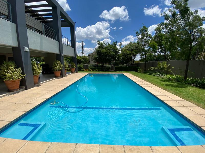 1 Bedroom Property for Sale in Lonehill Gauteng