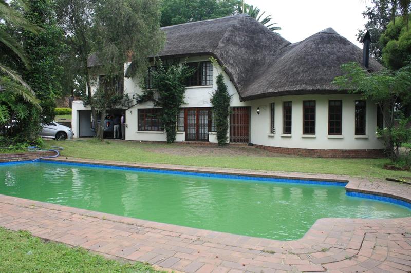 To Let 5 Bedroom Property for Rent in Buccleuch Gauteng