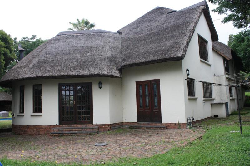 To Let 5 Bedroom Property for Rent in Buccleuch Gauteng