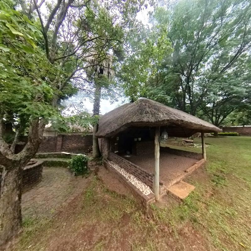 To Let 5 Bedroom Property for Rent in Buccleuch Gauteng