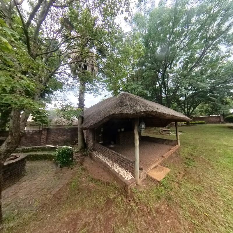 To Let 5 Bedroom Property for Rent in Buccleuch Gauteng