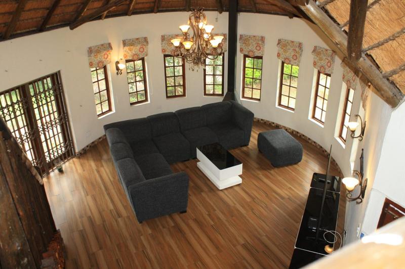 To Let 5 Bedroom Property for Rent in Buccleuch Gauteng