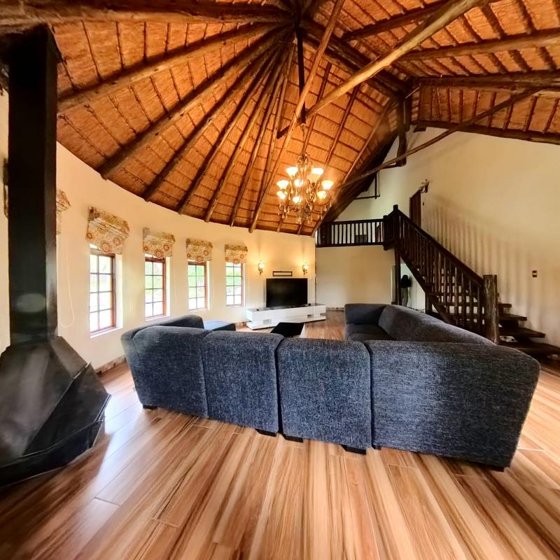 To Let 5 Bedroom Property for Rent in Buccleuch Gauteng