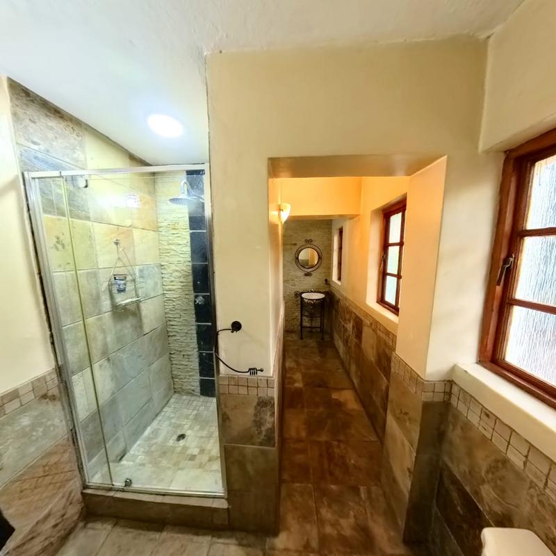 To Let 5 Bedroom Property for Rent in Buccleuch Gauteng