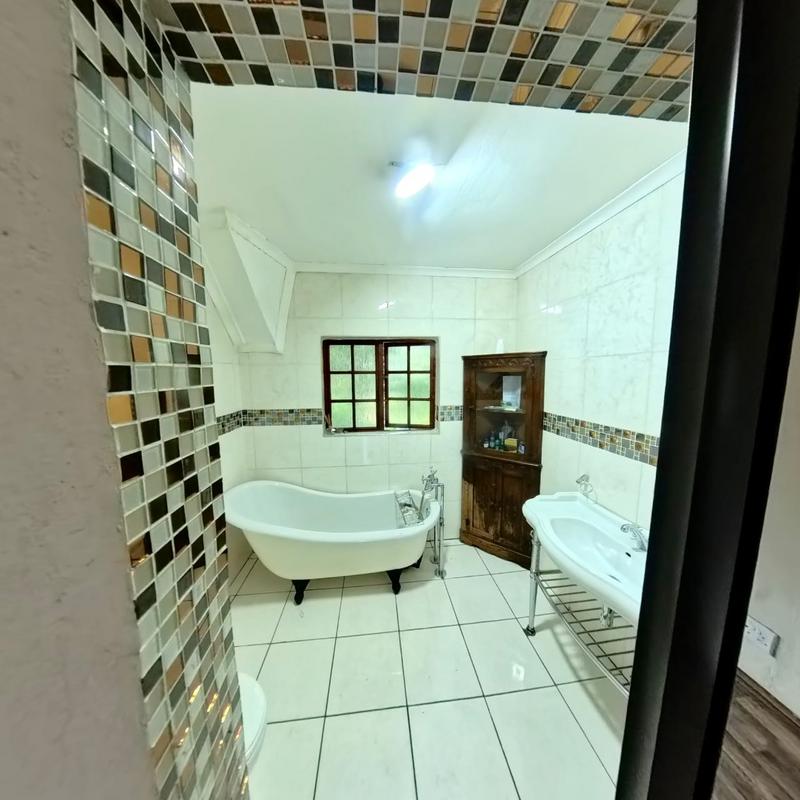 To Let 5 Bedroom Property for Rent in Buccleuch Gauteng