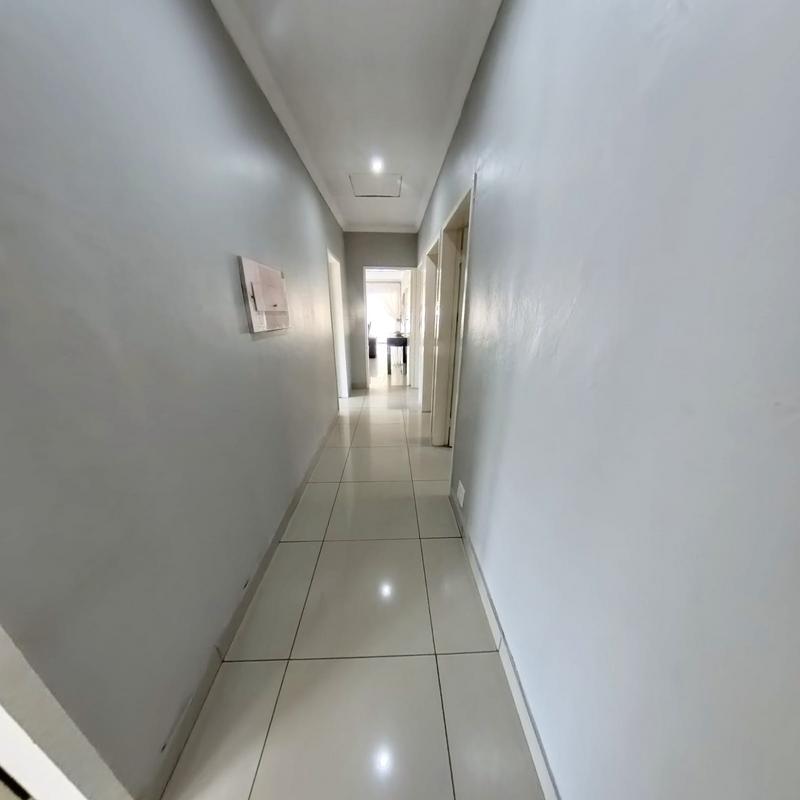 3 Bedroom Property for Sale in Clayville Gauteng