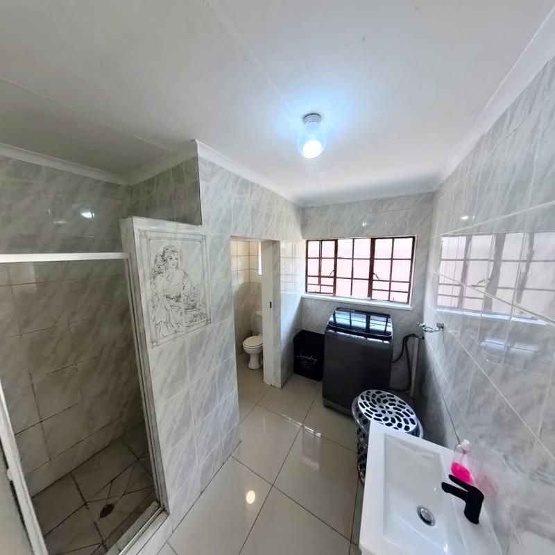 3 Bedroom Property for Sale in Clayville Gauteng