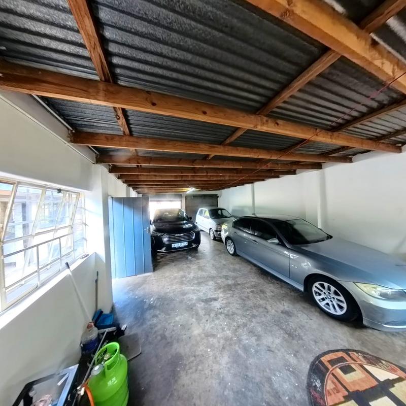 3 Bedroom Property for Sale in Clayville Gauteng