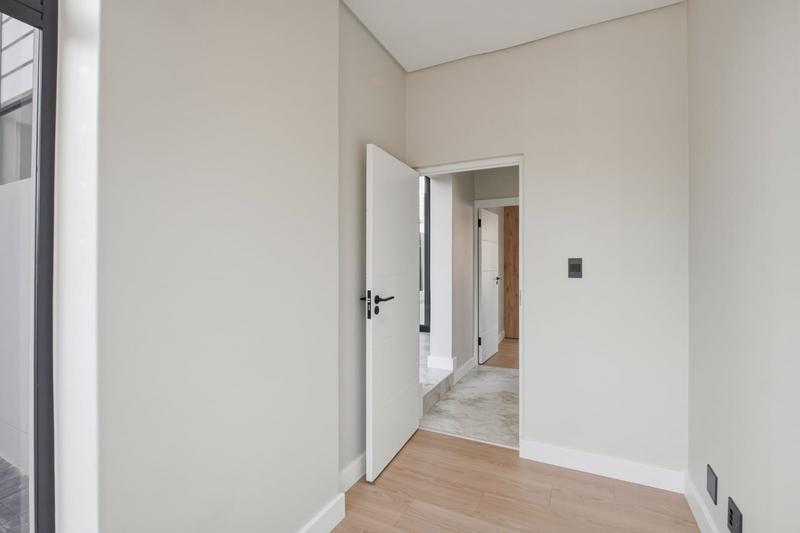 4 Bedroom Property for Sale in Fountainbrook Estate Gauteng