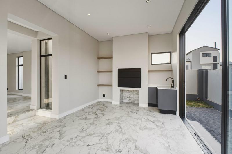 4 Bedroom Property for Sale in Fountainbrook Estate Gauteng