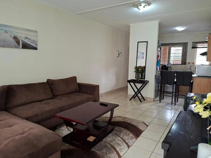 2 Bedroom Property for Sale in Meredale Gauteng
