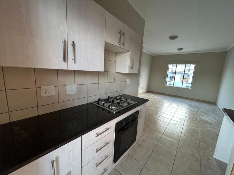 To Let 2 Bedroom Property for Rent in Noordwyk Gauteng