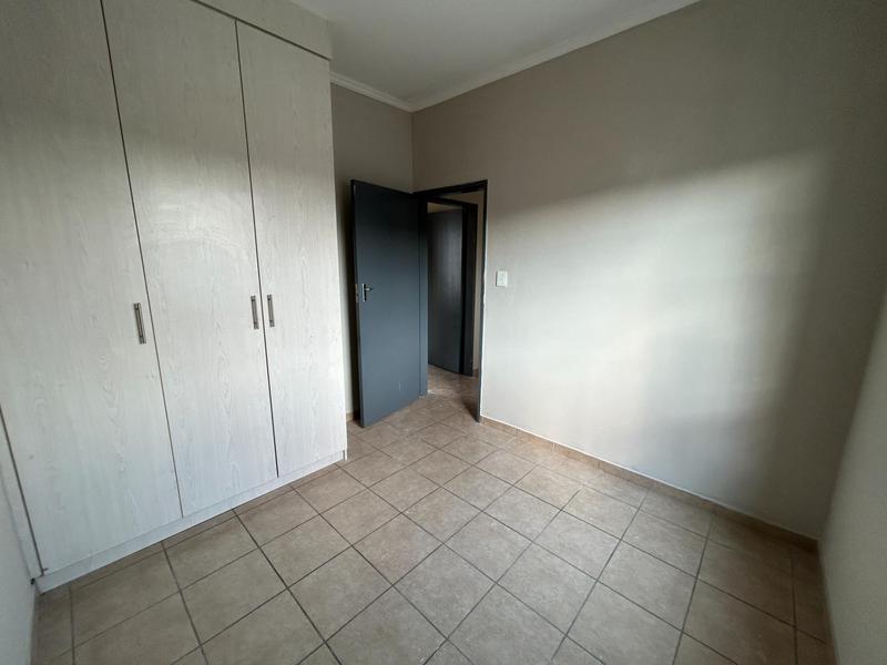 To Let 2 Bedroom Property for Rent in Noordwyk Gauteng
