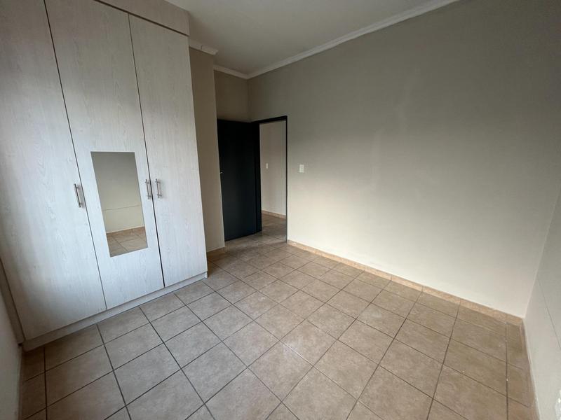 To Let 2 Bedroom Property for Rent in Noordwyk Gauteng