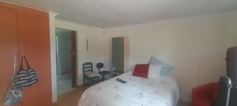 To Let 1 Bedroom Property for Rent in Eldoraigne Gauteng