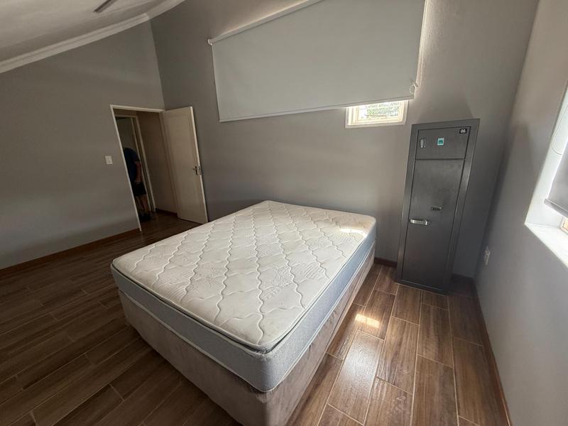 To Let 3 Bedroom Property for Rent in Rooihuiskraal Gauteng