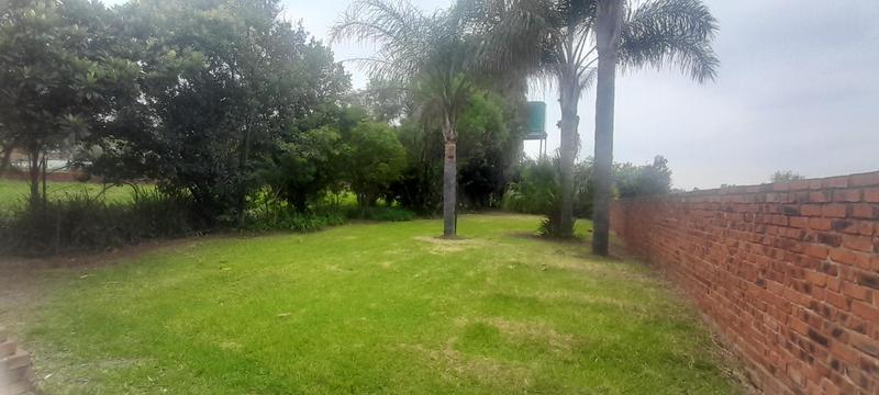 To Let 2 Bedroom Property for Rent in Knopjeslaagte Gauteng