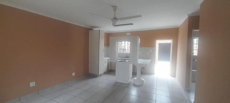 To Let 2 Bedroom Property for Rent in Knopjeslaagte Gauteng
