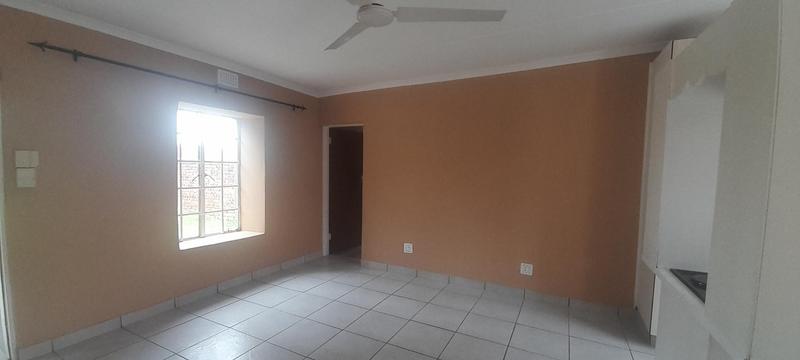 To Let 2 Bedroom Property for Rent in Knopjeslaagte Gauteng