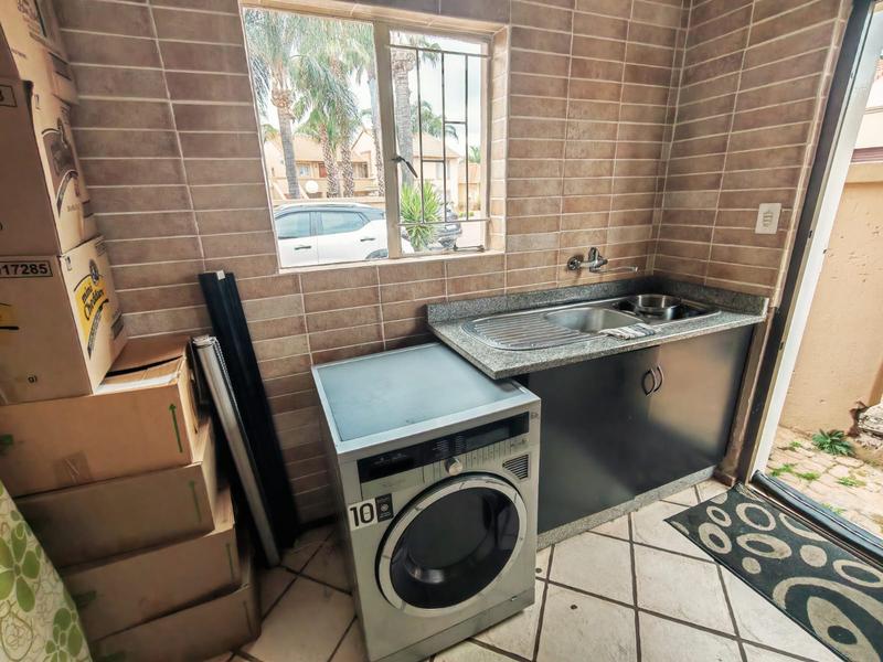 To Let 3 Bedroom Property for Rent in Amberfield Gauteng