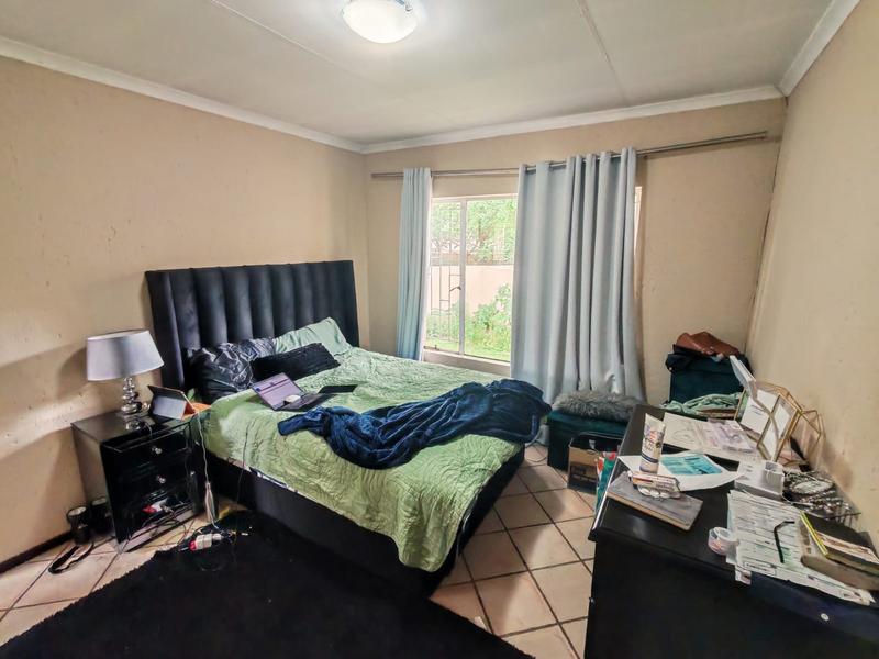 To Let 3 Bedroom Property for Rent in Amberfield Gauteng