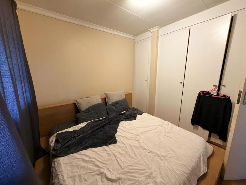 1 Bedroom Property for Sale in Halfway House Gauteng