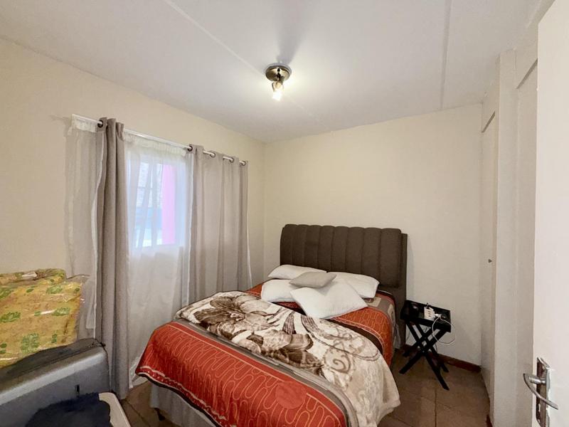 1 Bedroom Property for Sale in Halfway House Gauteng