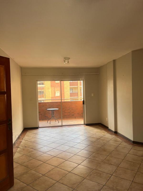 2 Bedroom Property for Sale in Die Hoewes Gauteng