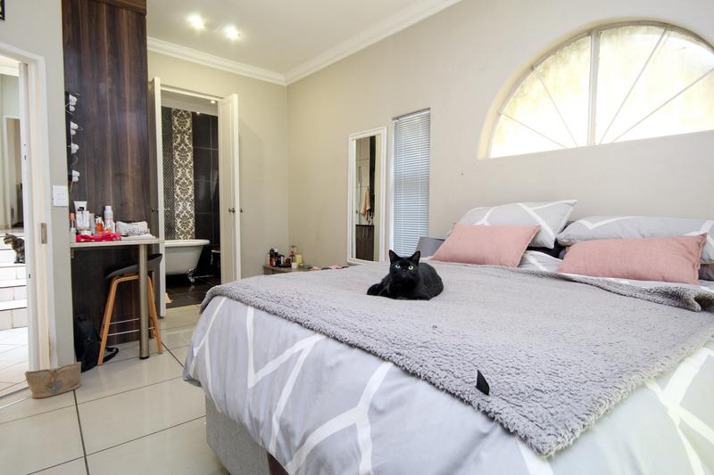 3 Bedroom Property for Sale in Highveld Gauteng