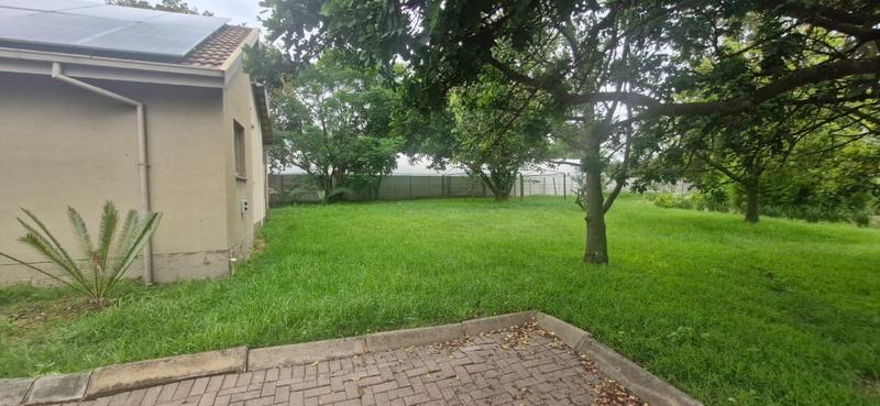 6 Bedroom Property for Sale in Mnandi Gauteng