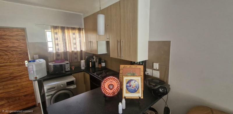 2 Bedroom Property for Sale in Monavoni Gauteng