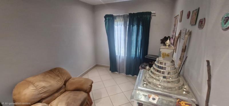 2 Bedroom Property for Sale in Monavoni Gauteng