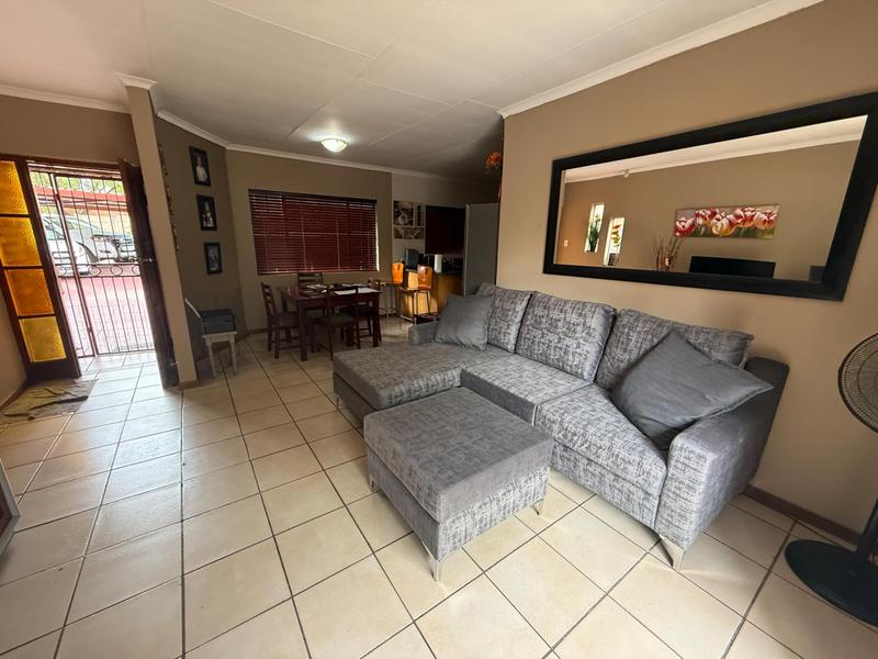 4 Bedroom Property for Sale in The Reeds Gauteng