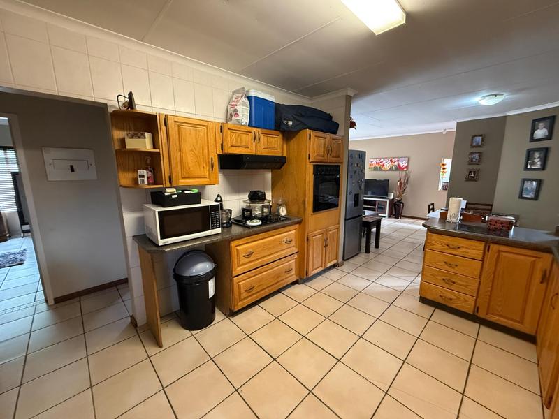 4 Bedroom Property for Sale in The Reeds Gauteng