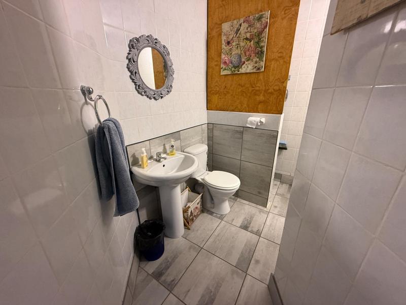 5 Bedroom Property for Sale in The Reeds Gauteng