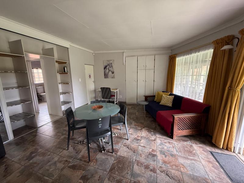 5 Bedroom Property for Sale in The Reeds Gauteng