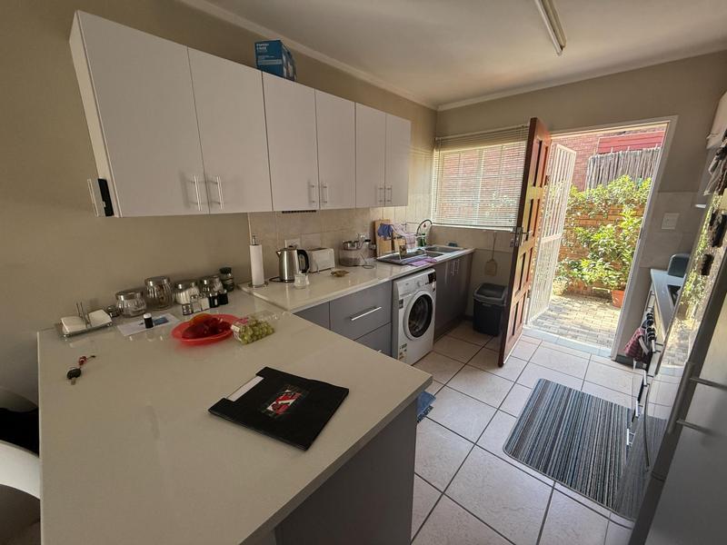 2 Bedroom Property for Sale in The Reeds Gauteng