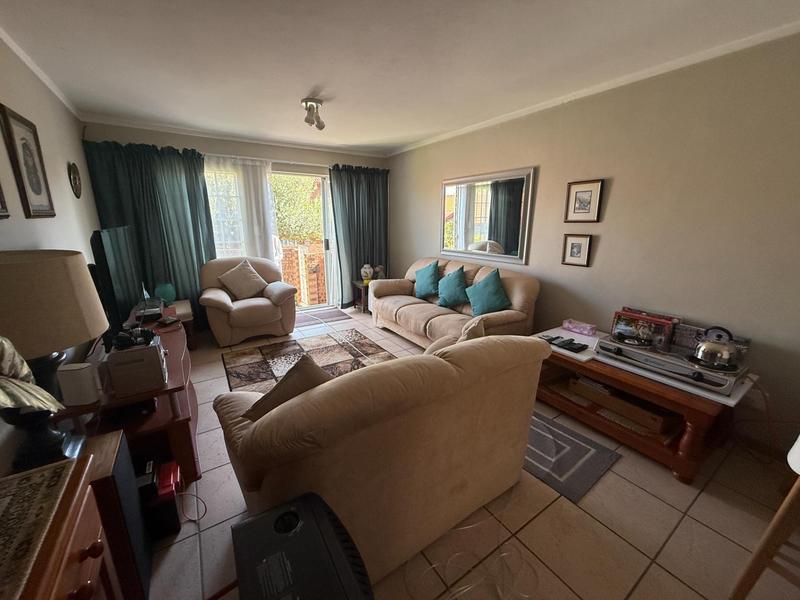 2 Bedroom Property for Sale in The Reeds Gauteng