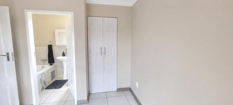 2 Bedroom Property for Sale in Amberfield Gauteng