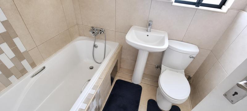 2 Bedroom Property for Sale in Amberfield Gauteng