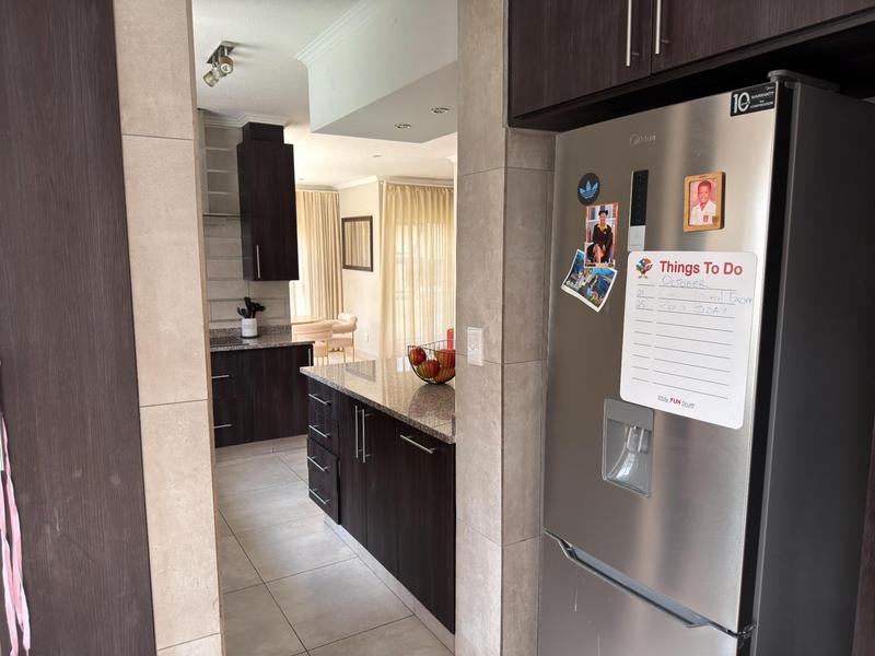 4 Bedroom Property for Sale in Thatchfield Gauteng