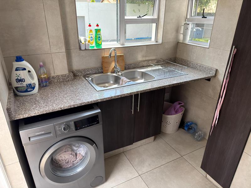 4 Bedroom Property for Sale in Thatchfield Gauteng