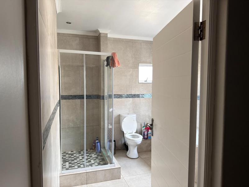 4 Bedroom Property for Sale in Thatchfield Gauteng