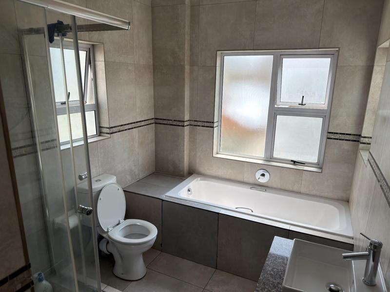 4 Bedroom Property for Sale in Thatchfield Gauteng