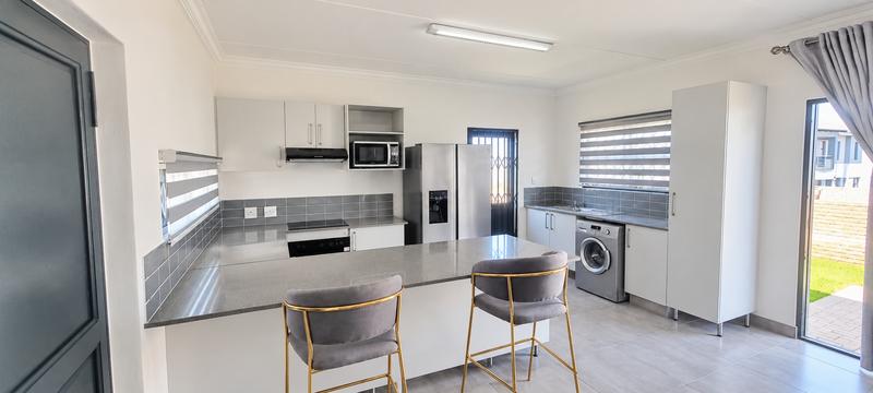 3 Bedroom Property for Sale in Thatchfield Gauteng